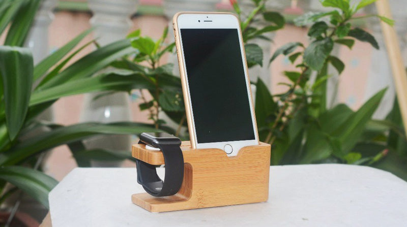Bamboo Charging Dock — Apple Watch & iPhone Holder, Natural Wood